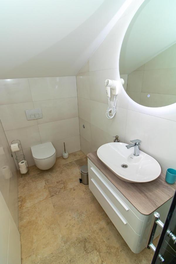 Luxury Apartments Iris Мостар Экстерьер фото
